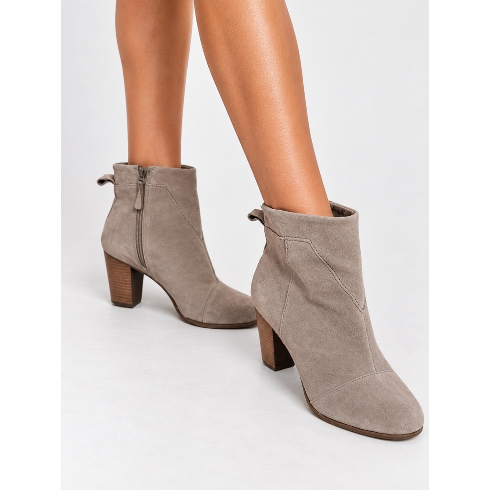 TOMS Leila Taupe Suede Tassel Zip Ankle Booties Stacked Block Heel 10